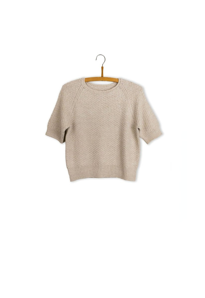 Liefde voor wol Isager Pearl Tee - een tijdloze top-down trui met raglan